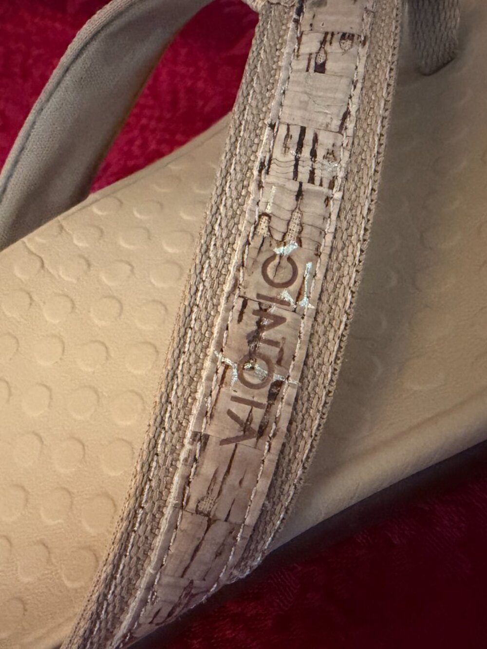 Vionic Tide II Orthotic Toe-Post Sandal Gold Cork Sz 8 - Picture 9 of 13